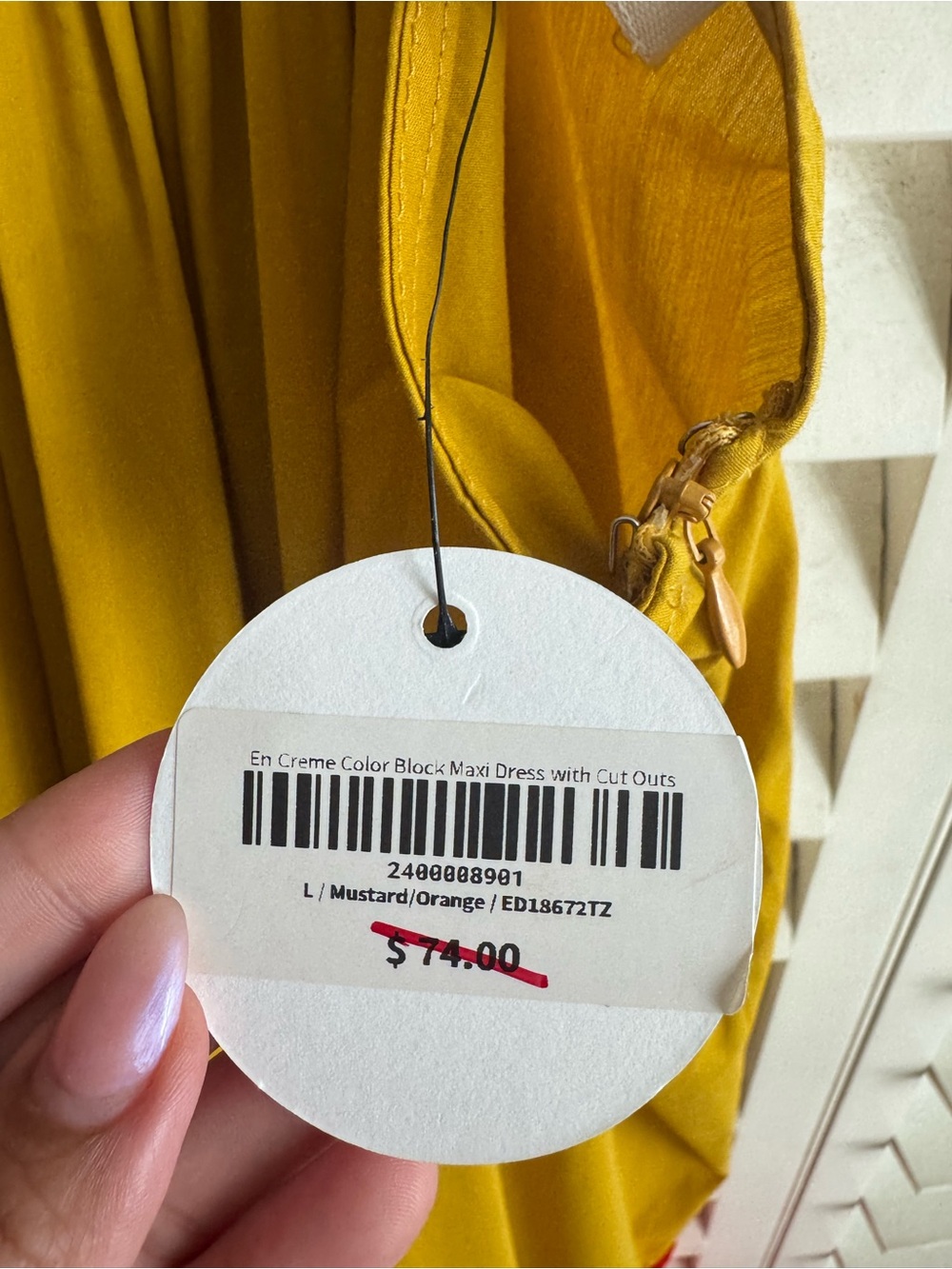 En Creme Yellow and Red Ring-Cutout Maxi Dress - Picture 13 of 14